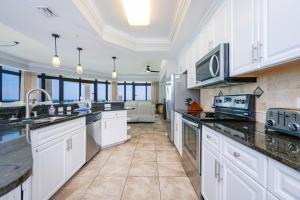 The Oasis 411 formerly Phoenix West II 411