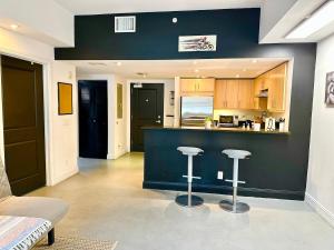 Chic industrial apartment, FREE parking