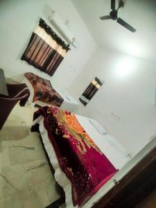 Shivay Guest House 1