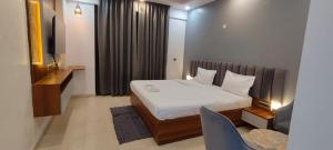 RrHEAVENSTAY