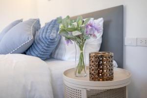 5BR houes in Patong 15 mins walk Beach by MP property