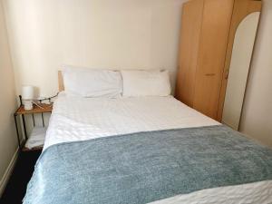 Serene Centra Smethwick Apartment Retreat