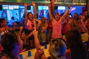 Nomads Bangkok Party Hostel 18-35 Years Old Only