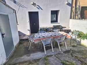 Casa familiar en la playa La Maruca con Barbacoa