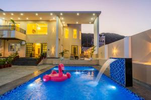 Kamdhenu - Luxurious stay
