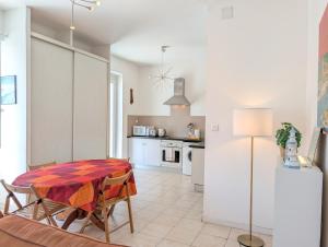 NOUVEAU Au cœur de Propriano, appartement T4 avec terrasse au calme, proche des plages