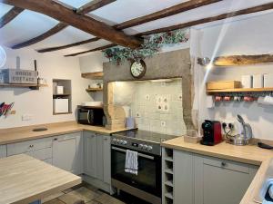 Peak District Retreat - Hope Valley - Dogs Welcome