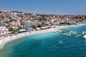 Villa Amaris - Apartments with sea view & heated swimming pool at Čiovo