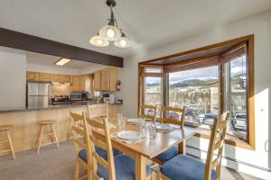 3 Mi to Winter Park Resort! Mtn-View Condo