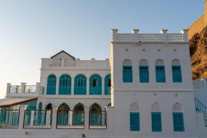 Al Bait Al Sharqi