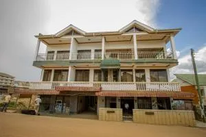 Grand Holiday International Hotel - Kyabinunga
