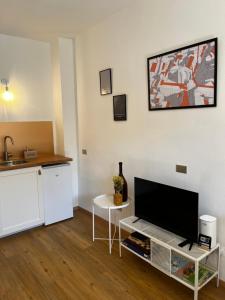 P4 Crema Home