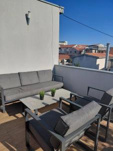 Apartments and room Maressa Centar