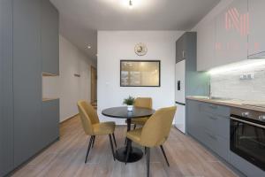 Artificio, Nilie Hospitality MGMT