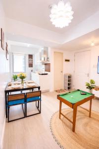 Azure Tropics near NAIA Airport with WIFI and Netflix