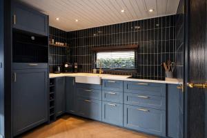 Het huisje aan het water in Loosdrecht Hottub & Sauna