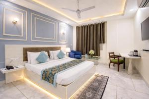 Hotel WHITE & BLUE Delhi Airport