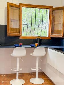 Villa with panoramic view, garden and private pool