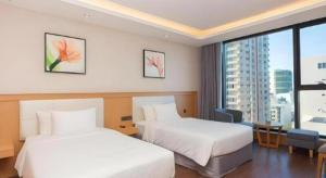 Golden Era Hotel (Vung Tau RIVA Hotel)