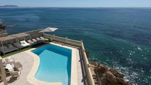 Villa Celia en primera linea del mar!