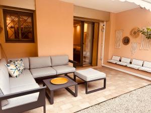 New Cannes Studio, Patio, Steps from La Croisette