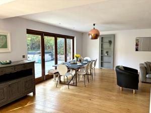 Splendid, spacious 7 Bedroom holiday home with Hot Tub - Isle of Wight