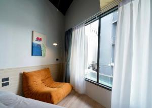 Kozy Deluxe Room 1BR Cozy Living -203-