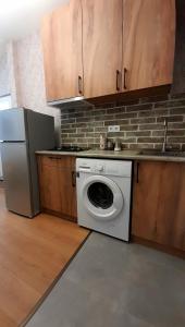 Kona Apartment