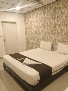 RAAJNEST SERVICE APARTMENTS