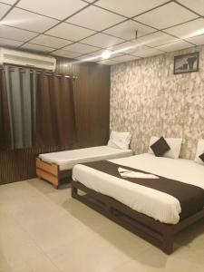RAAJNEST SERVICE APARTMENTS