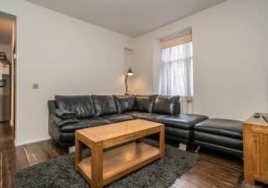 Chic City Hideaway - Cozy Central Quiet - Pass the Keys