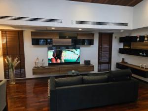 Pranaluxe Pool Villa ORG