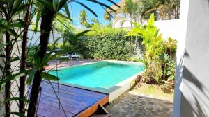 Casa Lowen Villa with Private Pool, 6 minute Walk to Beach