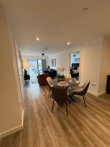 Vicarage grove close to metro link and train station with easy access to city centre Manchester United stadium and the Trafford centre