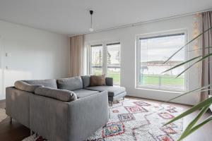 110m2, Lake view, free parking hall,sauna, AC