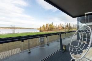 110m2, Lake view, free parking hall,sauna, AC