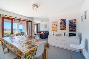 Ocean-view house, ideal for families