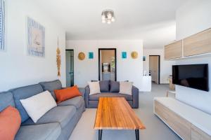 Ocean-view house, ideal for families