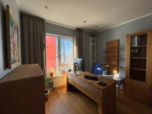 OFFICE DISTRICT 11 floor apartment