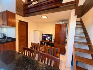 03 Micro casa próximo da praia com ar-condicionado e garagem