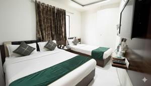 hotel kadamb inn
