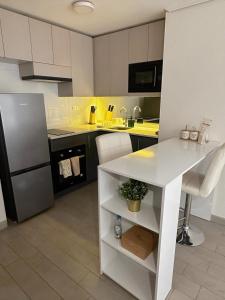 Modern apartment, comfortably equipped, good location