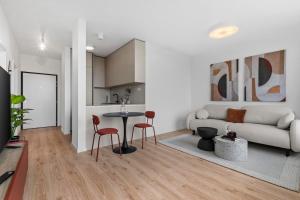 Slnečnice 1-Bedroom Apartment on Floor 6 with Parking by SkyViews