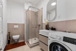 Slnečnice 1-Bedroom Apartment on Floor 6 with Parking by SkyViews