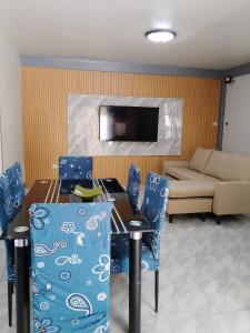Candavas Residence