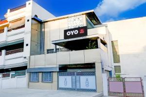 Hotel O Radha kunj By Namasya Retreat International