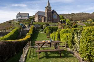 Coastal cottage with sea views in Mortehoe