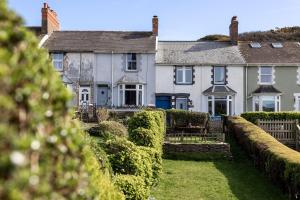 Coastal cottage with sea views in Mortehoe