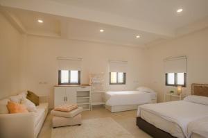 Fishman Beachfront Villas