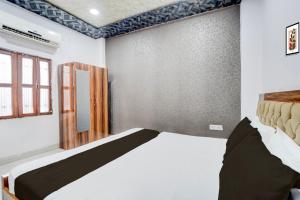 Hotel O Paras Palace